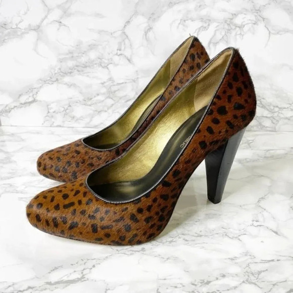 BANANA REPUBLIC‎ Calf Hair Leopard Almond Toe Heels Size 6 Mob Wife - Picture 1 of 6